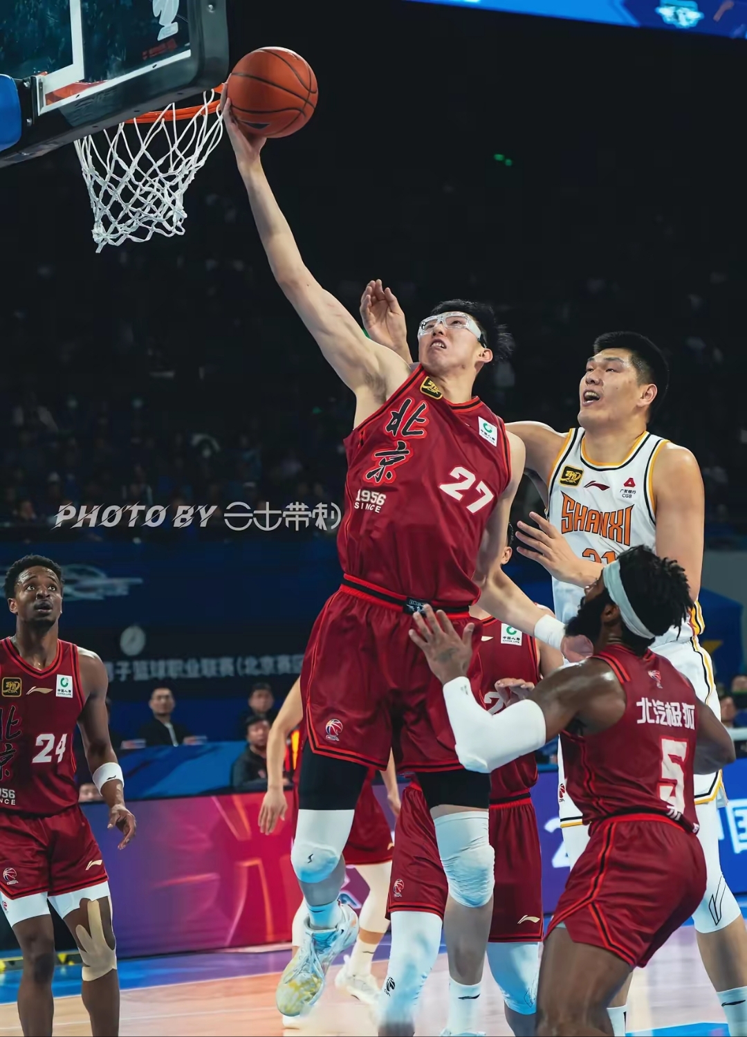 包含保罗刷新里程碑，广东男篮四强战力克广东男篮，晋级概率达75％的词条